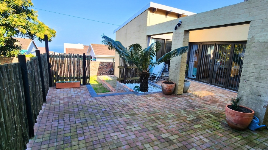 4 Bedroom Property for Sale in Dana Bay Western Cape